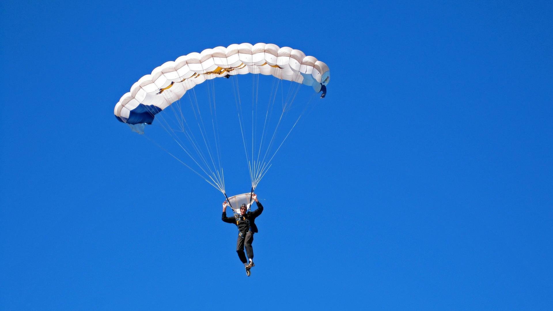 世界短道科教结合计划：学校联赛推动项目基层发展，2019年世界短道锦标赛
